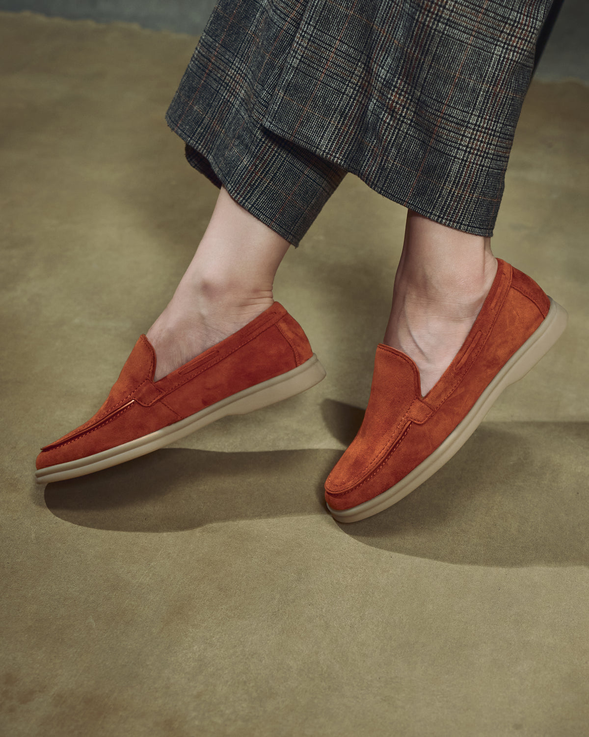 NKSHA Essence Loafers – Lava